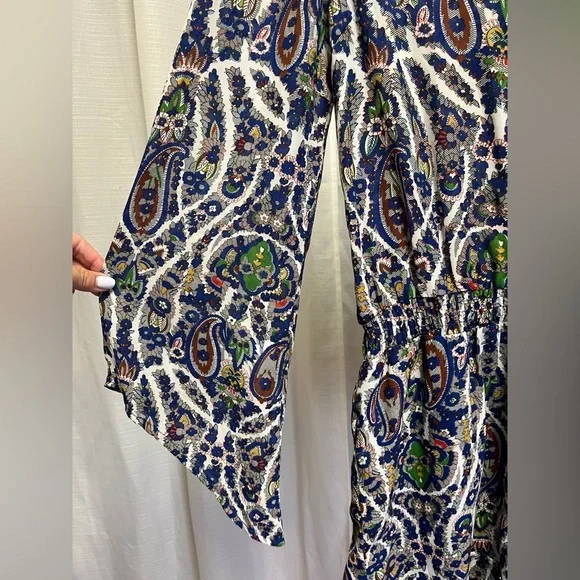 Umgee blue floral romper | size Medium - Picture 2 of 6